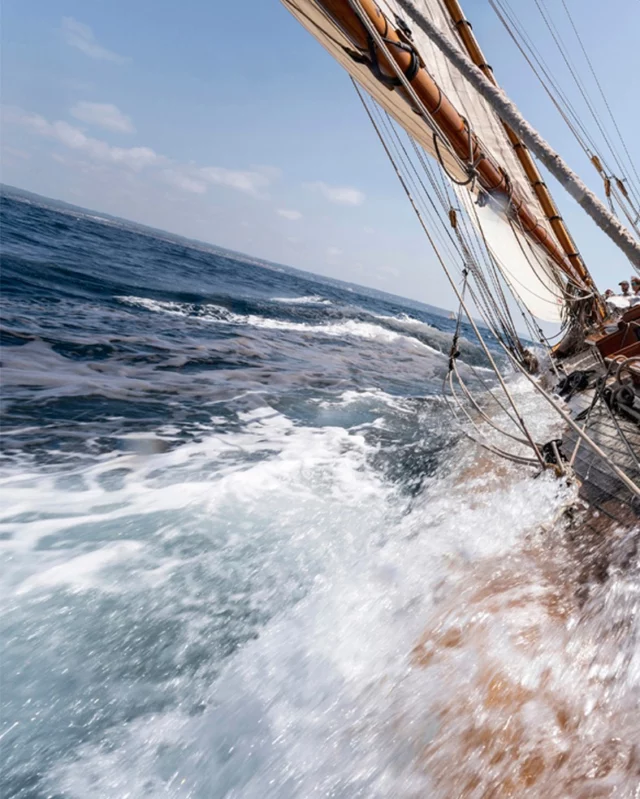 At Photonautic we are specialized in capturing the essence of the sea. We use latest gear, cameras&drones to create high-impact images and videos of sailing boats, water sports, major nautical events, and the beauty of natural landscapes. We work closely with professional clients, including shipyards, private superyachts, and major sailing competitions.  We were born from a combination of a passion for the sea and sailing with training in graphic arts and drone flight technology. We are drone pilots and operators legally authorized by AESA, guaranteeing regulated and safe flights.  We also donate 1% of our budget to @arrelsmarines for the preservation of the Balearic Sea.  We invite you to discover our best photos in our shop! (link in bio)